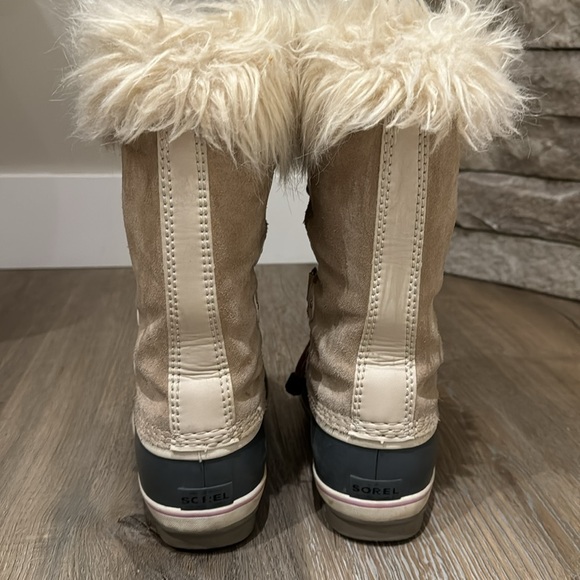 Girls Sorel Joan of Arc Insulated Snow Boots Size 4 (Big Kid) - Picture 2 of 7